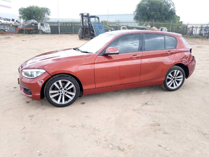 2018 BMW 118i (F20) stripping for spares
